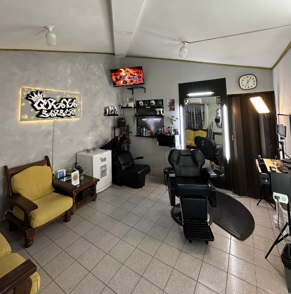 Q'Raya Barbería en San Luis - Cortes y Colorimetría
